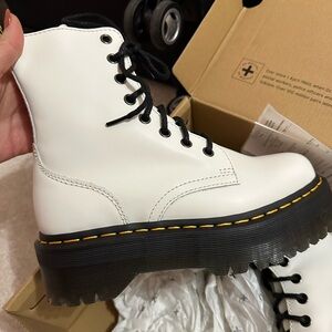 New platform Dr.Martens